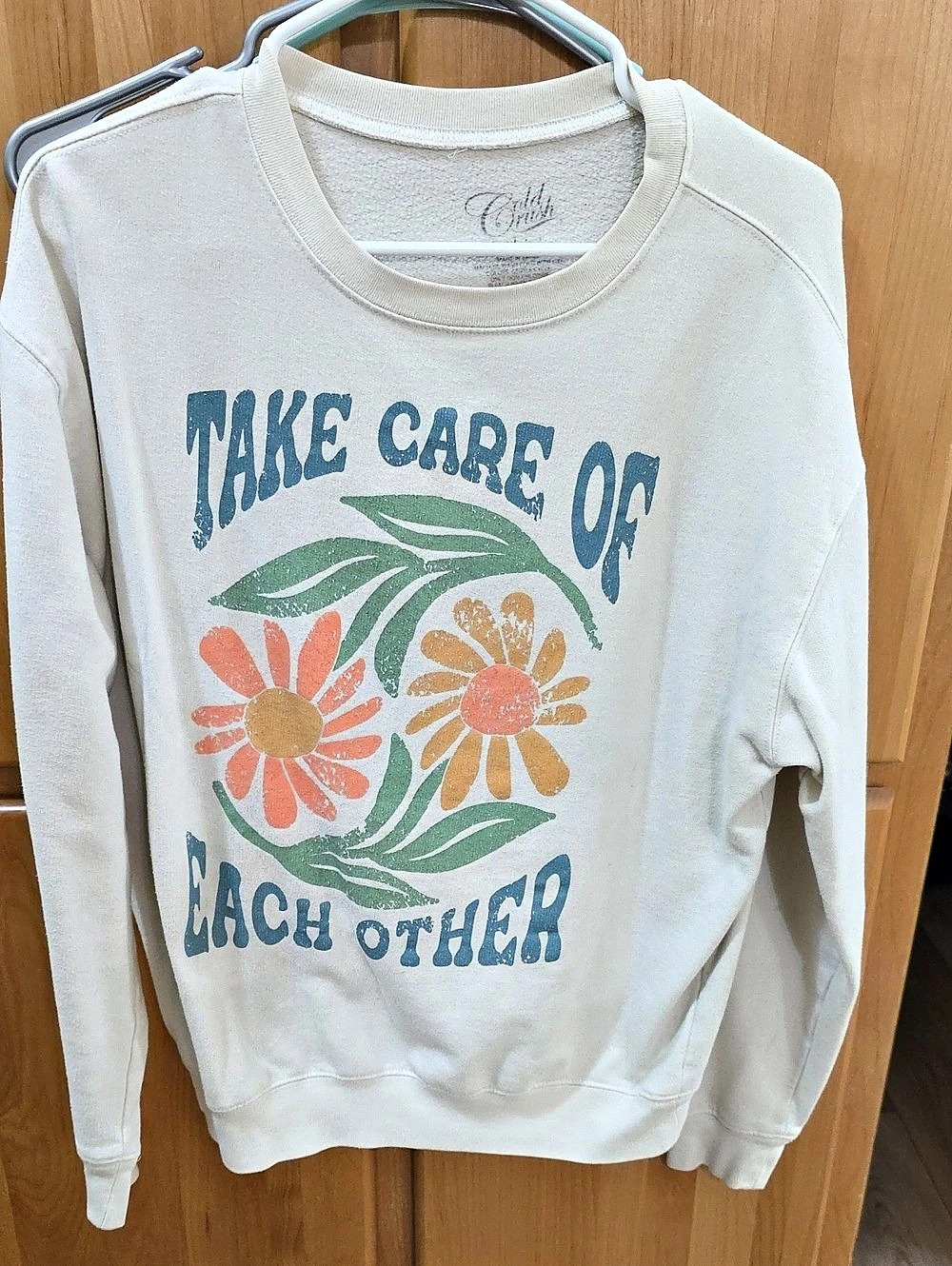 Chill Vibes Graphic Crewneck Sweatshirt Size Large